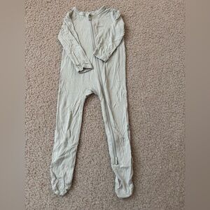 Kyte baby zipper footies